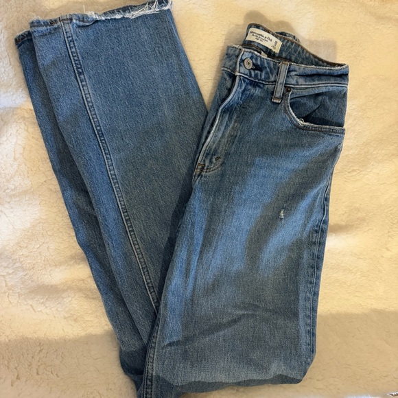 Abercrombie & Fitch Denim - Abercrombie & Fitch Curve Love Classic Blue High Rise Jeans